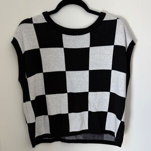 Black and White Checkered Short Sleeve Top